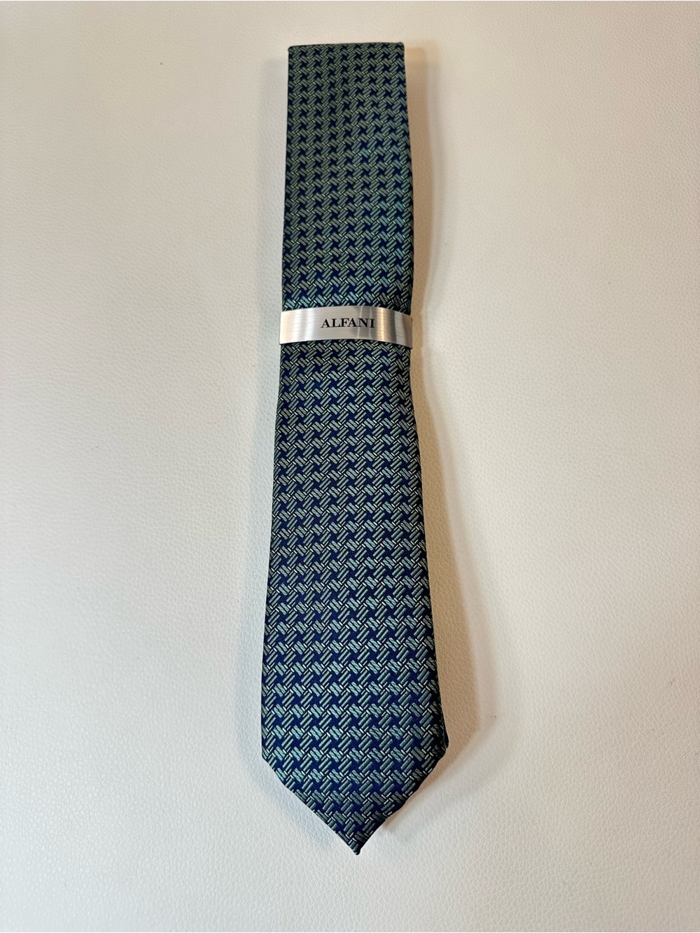 NEW Men’s Alfani Men's Tie Green/Blue